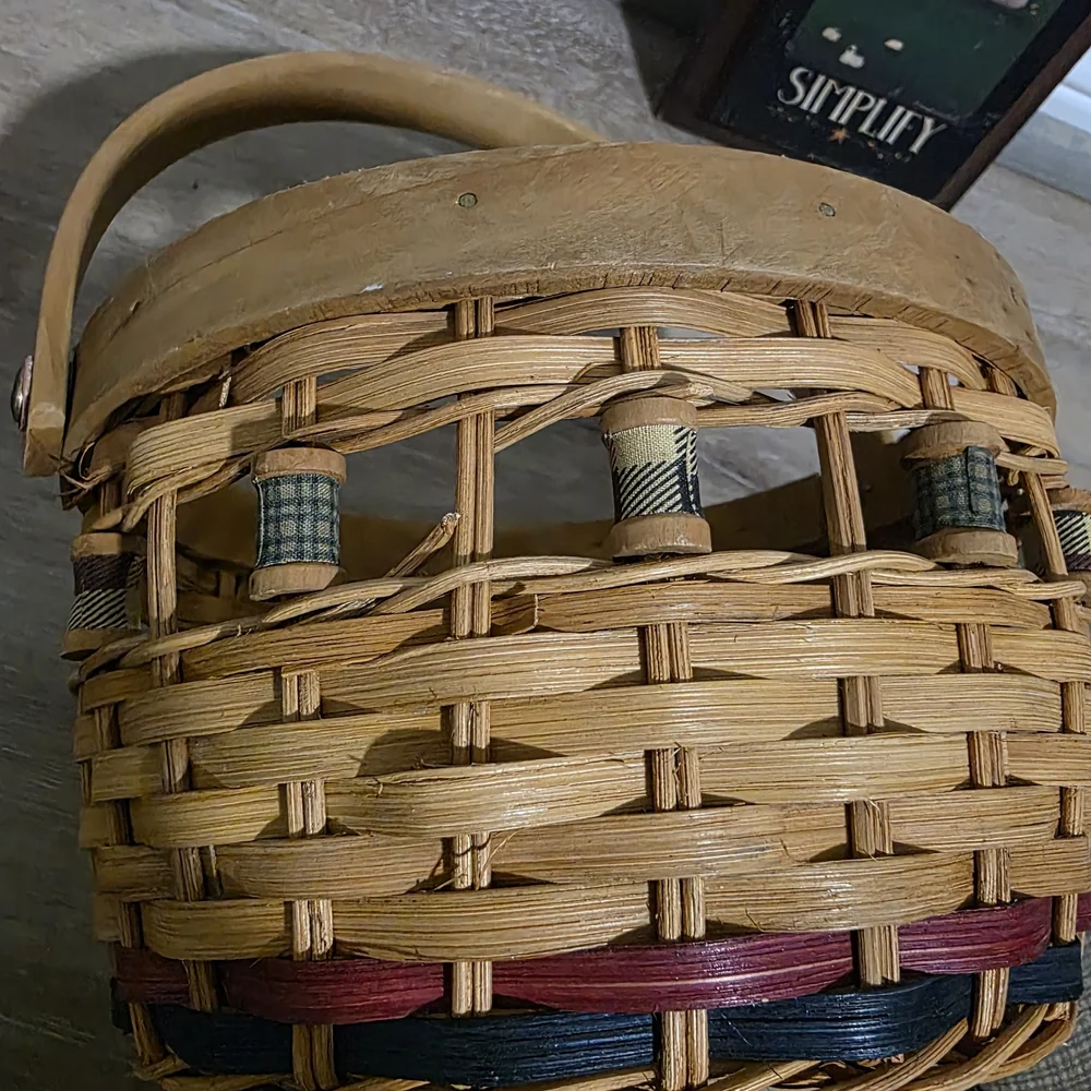 Primitive Set Checkered Fabric Top Sewing Basket with Wooden Spool Theme.